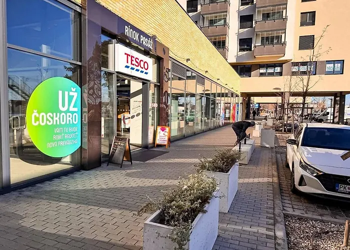 Appartement 555 New & Fully Equipped With Free Garage Bratislava