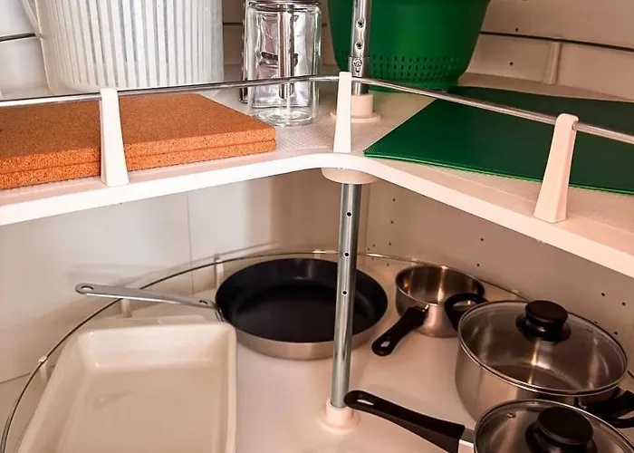 555 New & Fully Equipped With Free Garage شقة