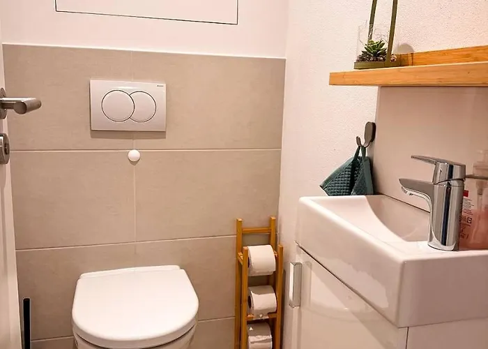 555 New & Fully Equipped With Free Garage *