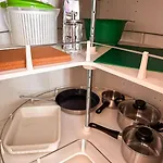 555 New & Fully Equipped With Free Garage Apartman