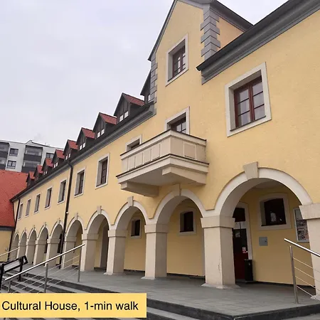 555 New & Fully Equipped With Free Garage Apartment Bratislava