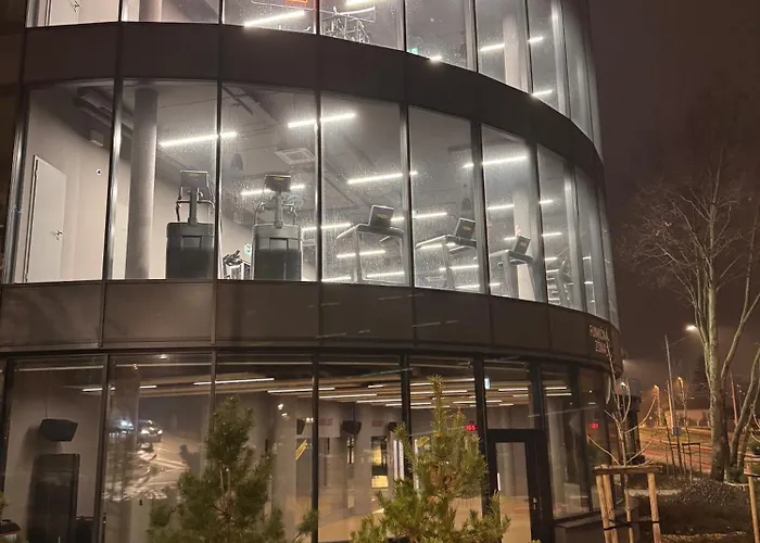 555 New & Fully Equipped With Free Garage 公寓 *